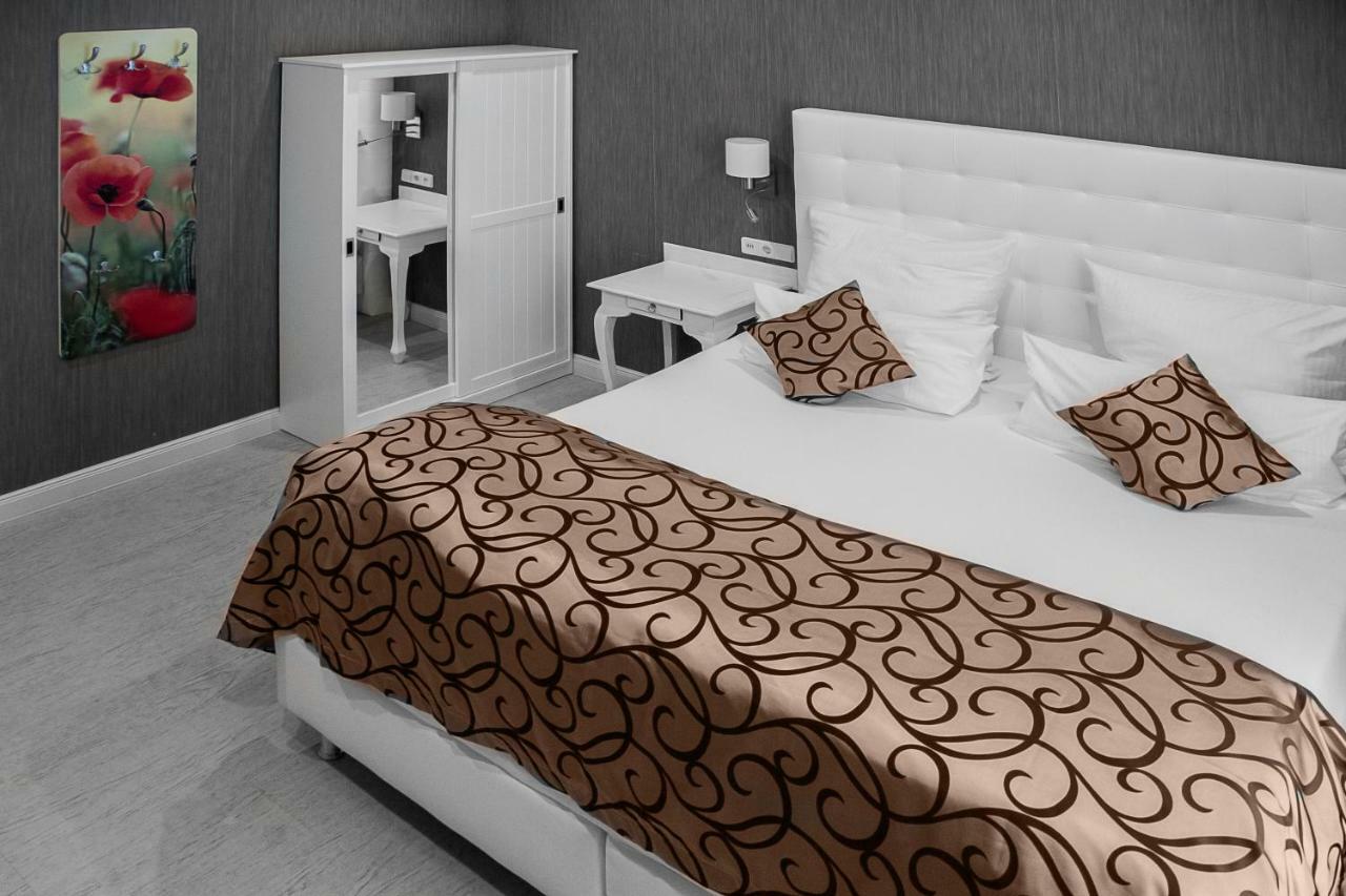 Haus Hotel & Pension Villa Laluna Blankenburg  Ngoại thất bức ảnh